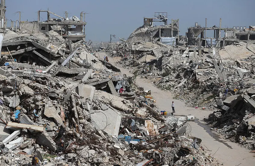 إسرائيل توافق رسميا على طلب أمريكي بتحمل تكاليف إزالة أنقاض غزة تمهيدا لإعادة الإعمار